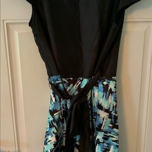 multiply color dress with a   vi neck and belt!